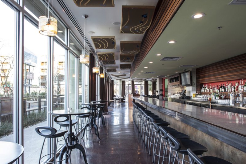 16382-bar.jpg
