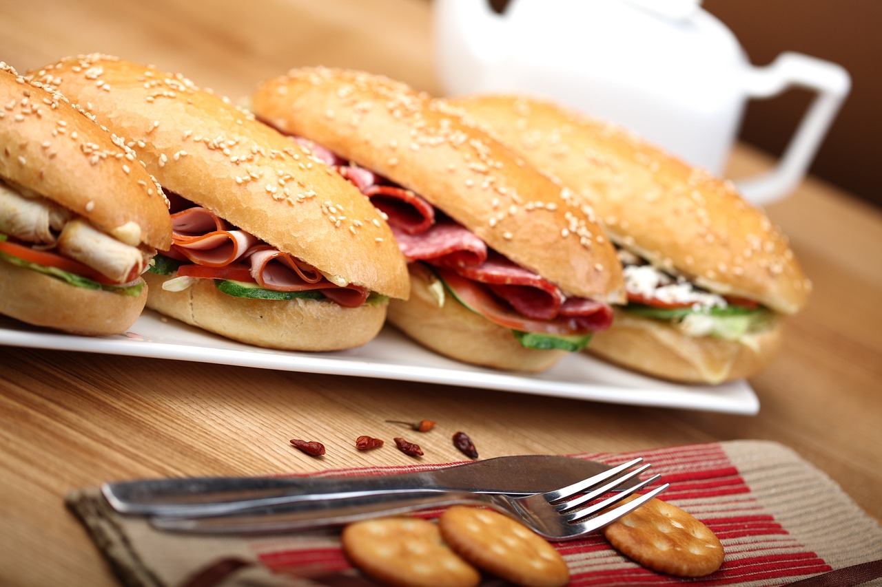 1734635947breakfast-2408035_1280.jpg