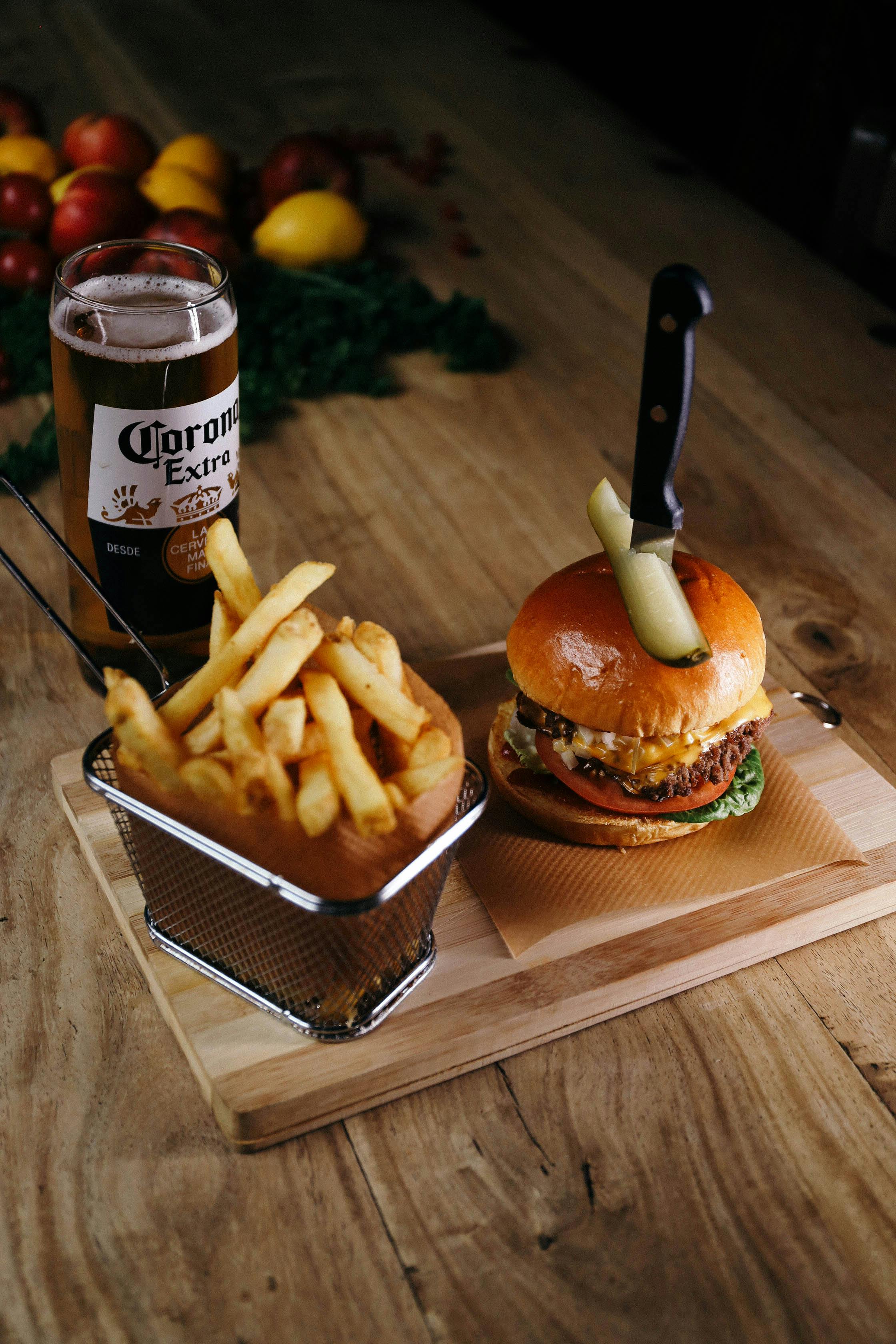 1736458490burgerbeer.jpg