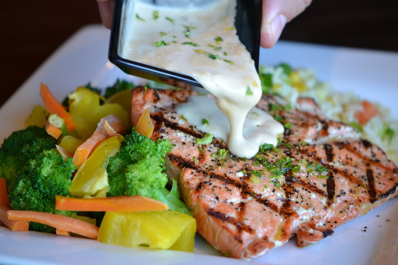 1740778877salmon-1312372_1280.jpg