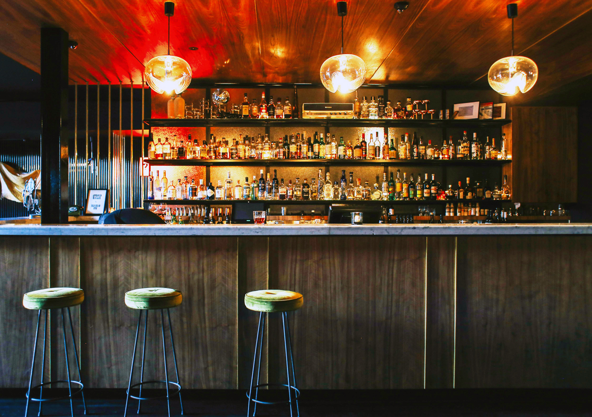 1746129315buy-a-charleston-bar-2.jpg