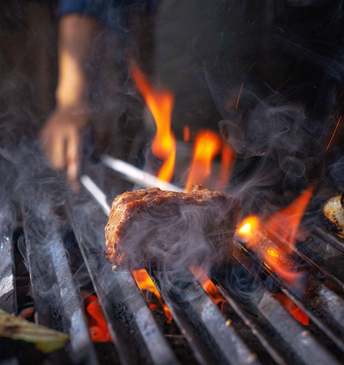 1753886600barbecue-5171549_1280.jpg
