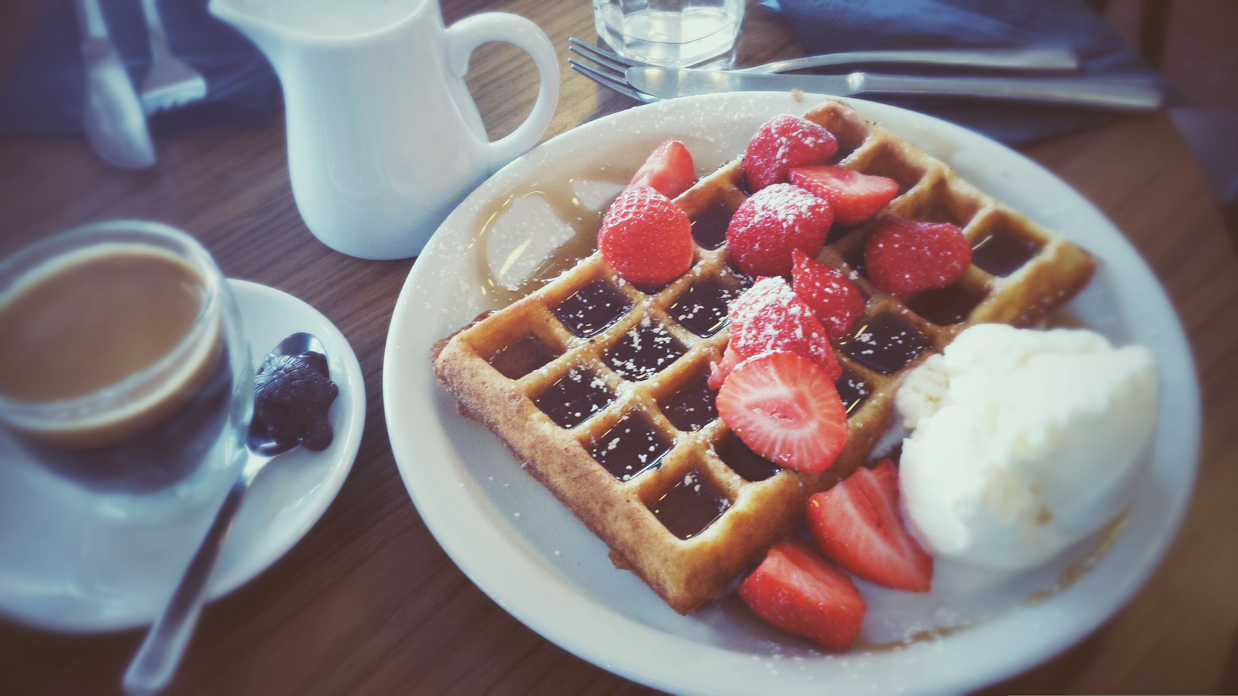 1787060898patikaipmuzika-waffle-878198.jpg
