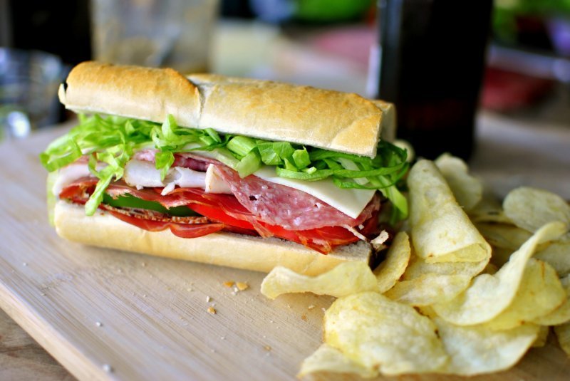30563-hoagie55990-Italian-Sub-Sandwich.jpg