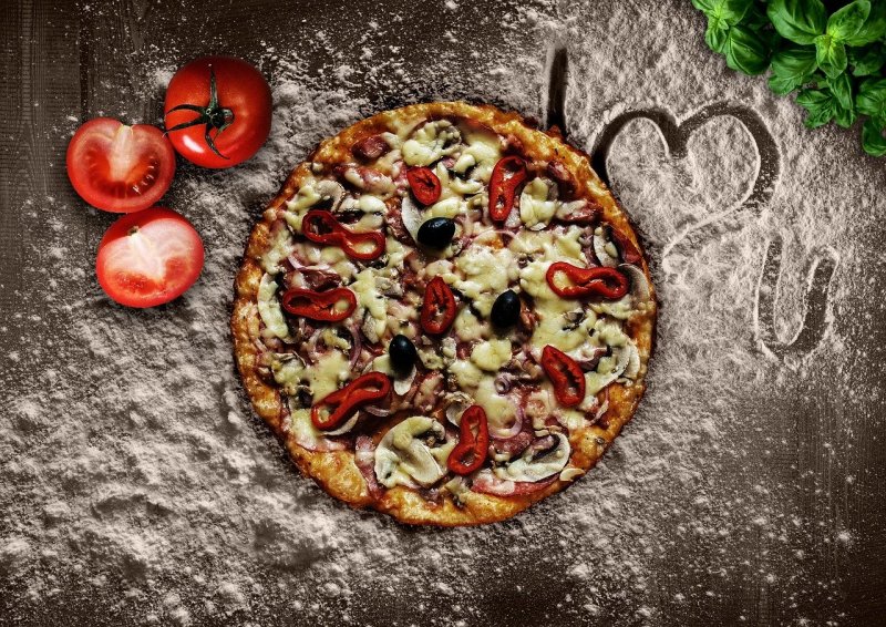 71782-pizza-2380025_1280.jpg