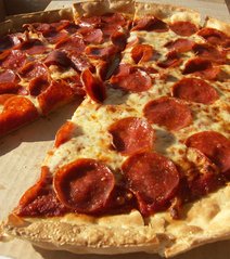 _2018-08-13_10_53_pizza-1327877.jpg