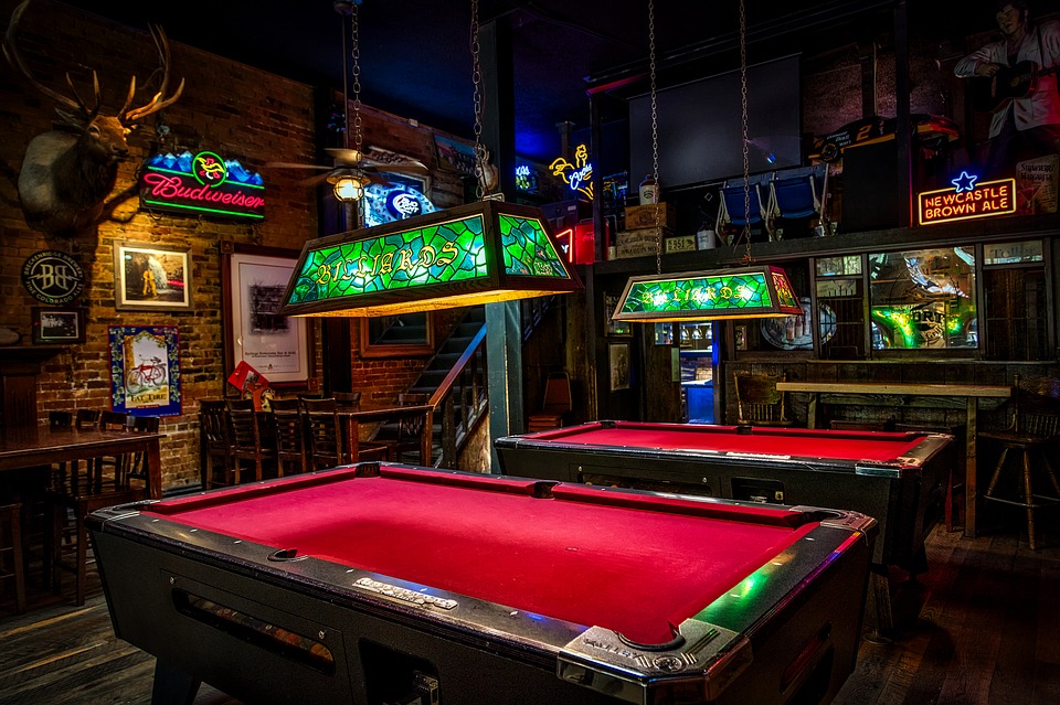 _2018-12-06_12_42_billiards-1677103_960_720.jpg