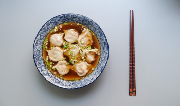 _2019-02-12_13_49_bowl-chopsticks-cuisine-955137.jpg