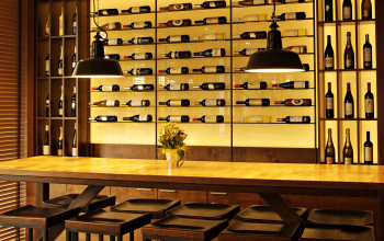 _2020-07-22_12_57_wine-bottles-3623697_1920.jpg