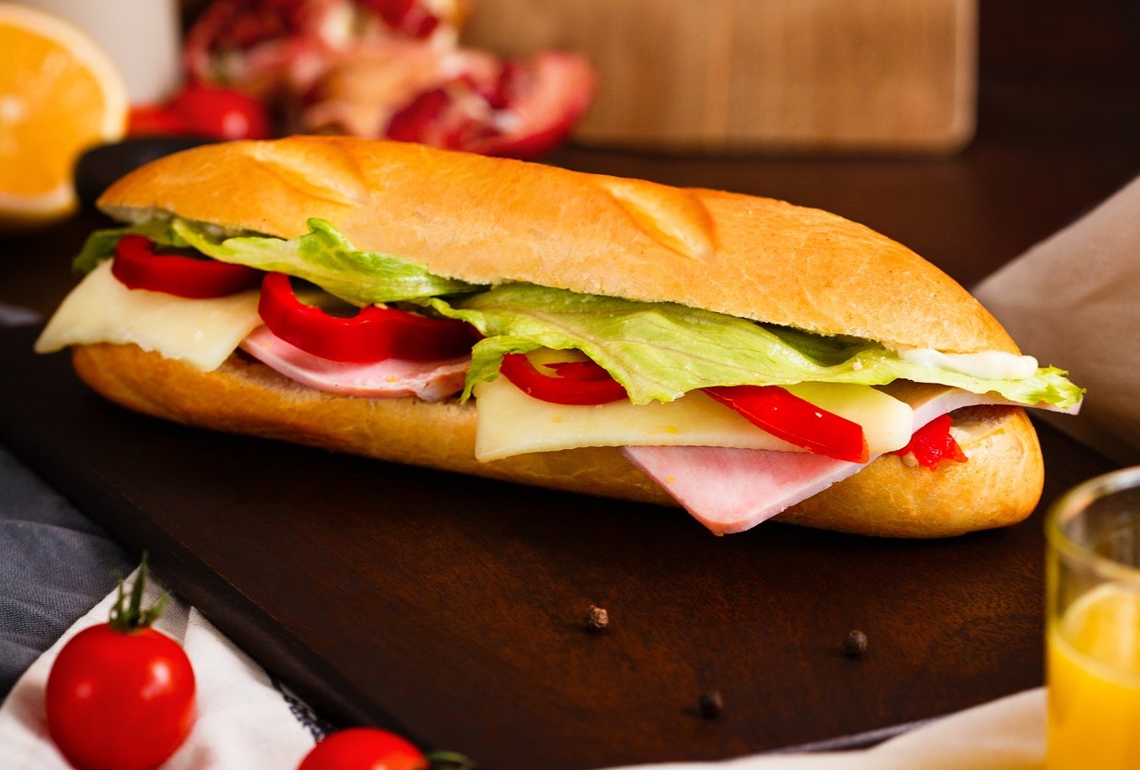 _2020-07-22_15_27__2019-05-01_12_34_sandwich-2897904_1920.jpg