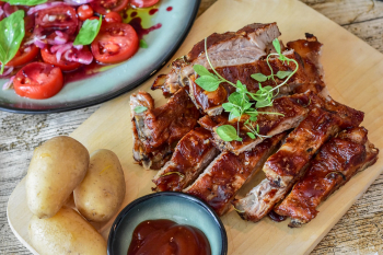 _2023-09-14_13_53_spare-ribs-7410914_1280.jpg